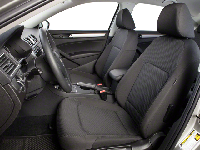 2013 Volkswagen Passat Base