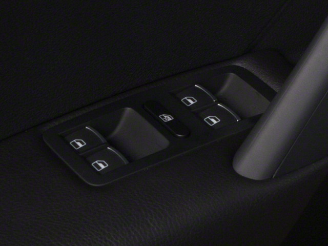 2013 Volkswagen Passat Base