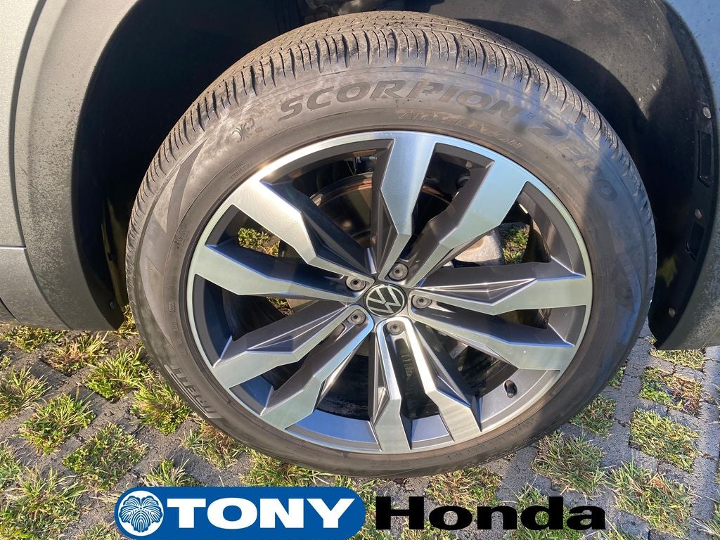 2023 Volkswagen Atlas 3.6L V6 SEL Premium R-Line