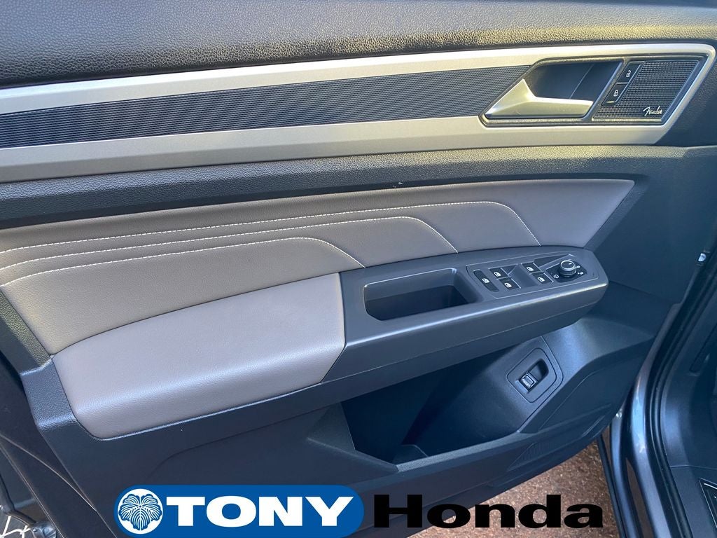 2023 Volkswagen Atlas 3.6L V6 SEL Premium R-Line