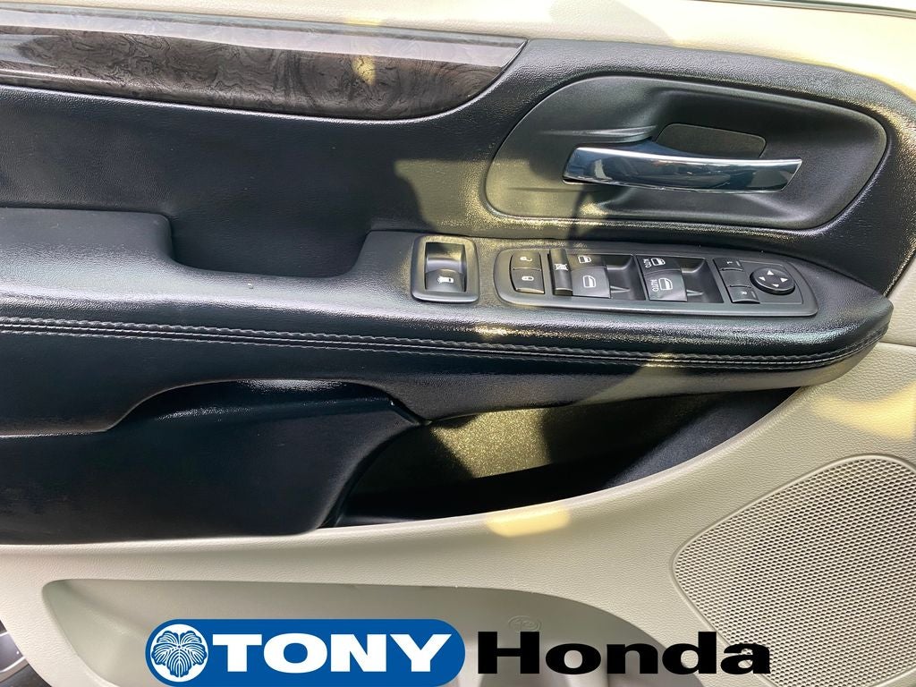 2020 Dodge Grand Caravan SE