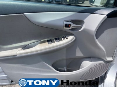 2011 Toyota Corolla LE