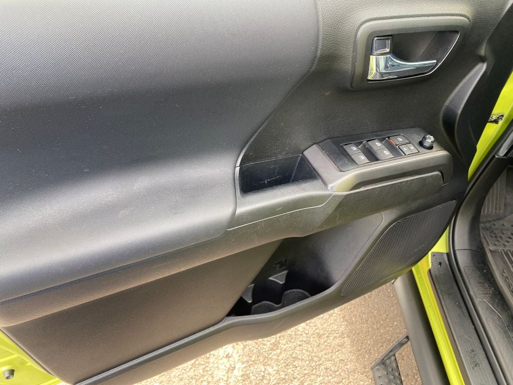 2023 Toyota Tacoma SR V6