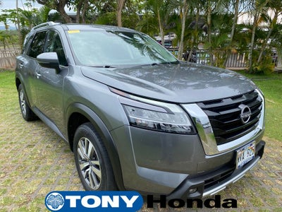2023 Nissan Pathfinder SL