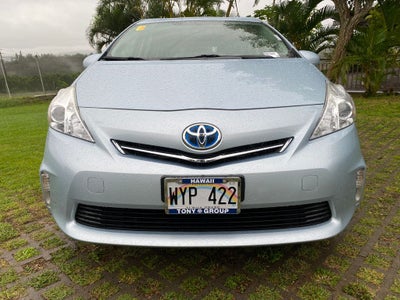 2014 Toyota Prius v Two