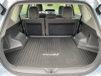 2014 Toyota Prius v Two