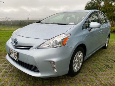 2014 Toyota Prius v Two