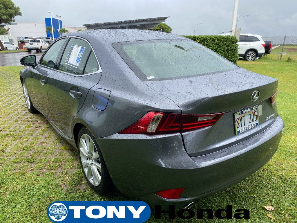 2016 Lexus IS 200t