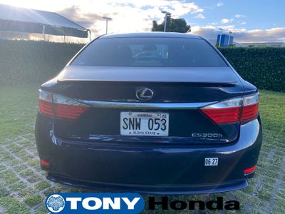 2015 Lexus ES 300h