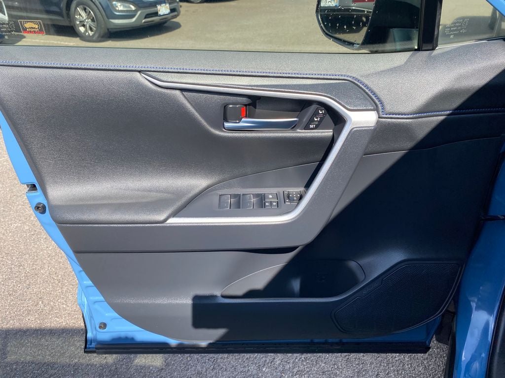 2025 Toyota RAV4 Hybrid XSE