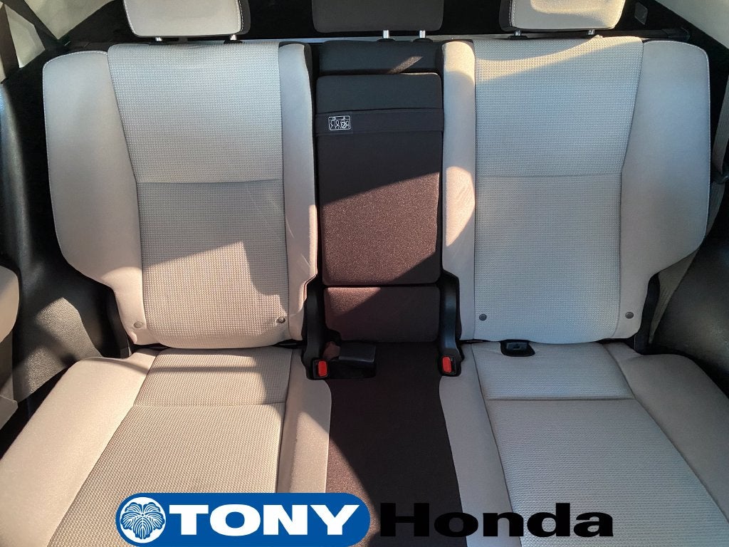 2018 Toyota RAV4 Hybrid LE Plus