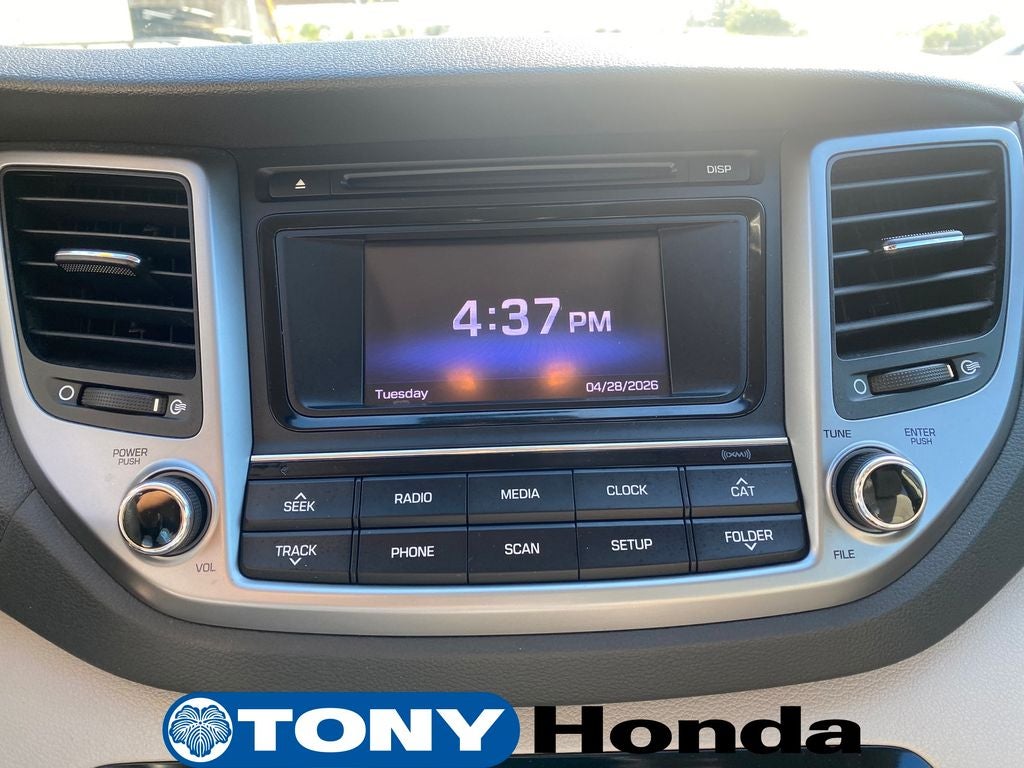 2016 Hyundai TUCSON SE