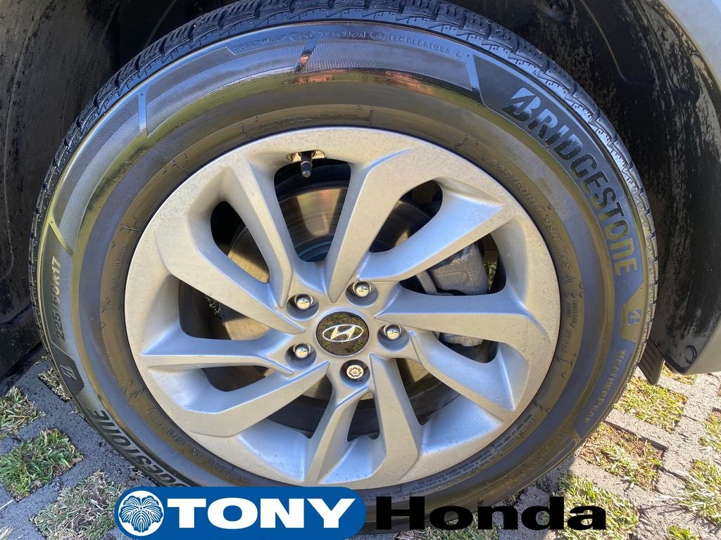 2016 Hyundai TUCSON SE
