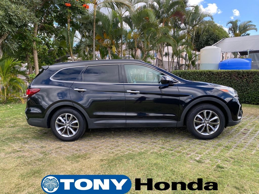 2017 Hyundai SANTA FE SE