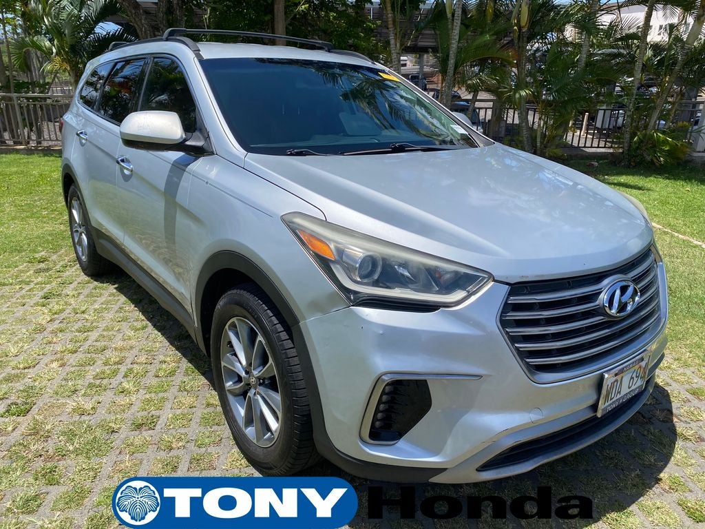 2017 Hyundai SANTA FE SE