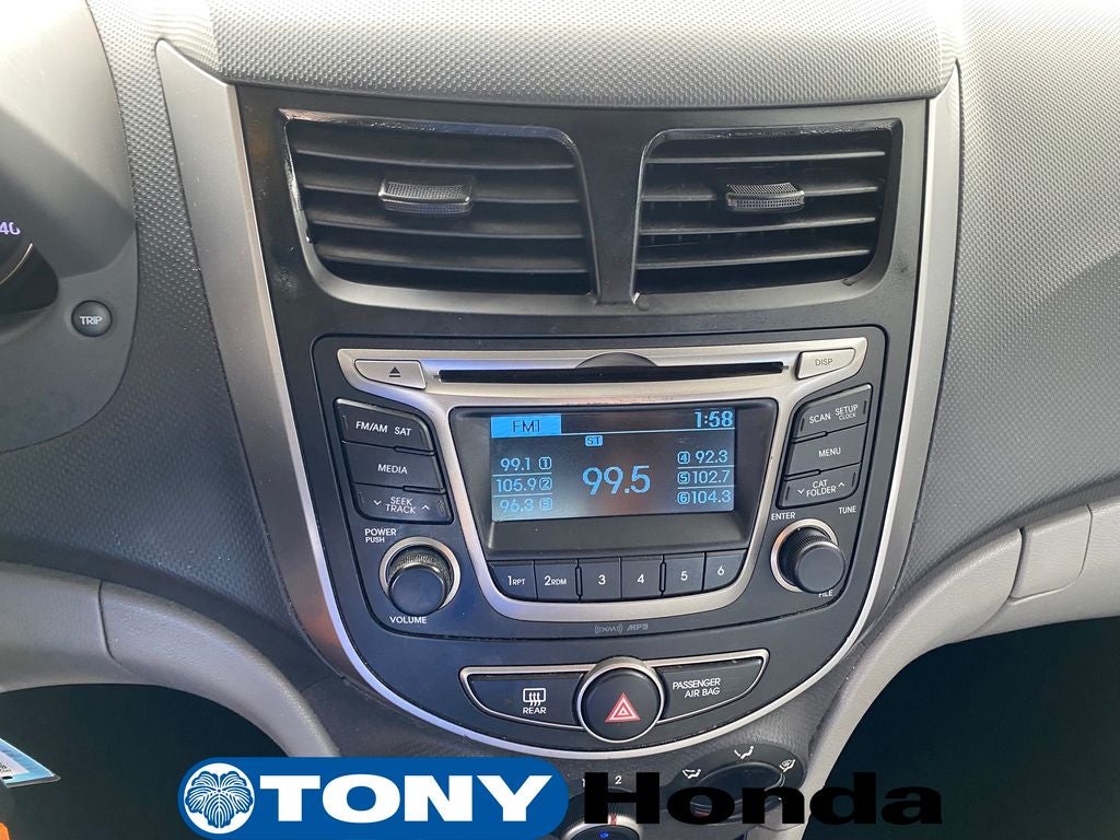 2016 Hyundai ACCENT SE