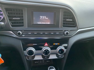 2019 Hyundai ELANTRA SE