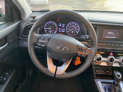 2019 Hyundai ELANTRA SE