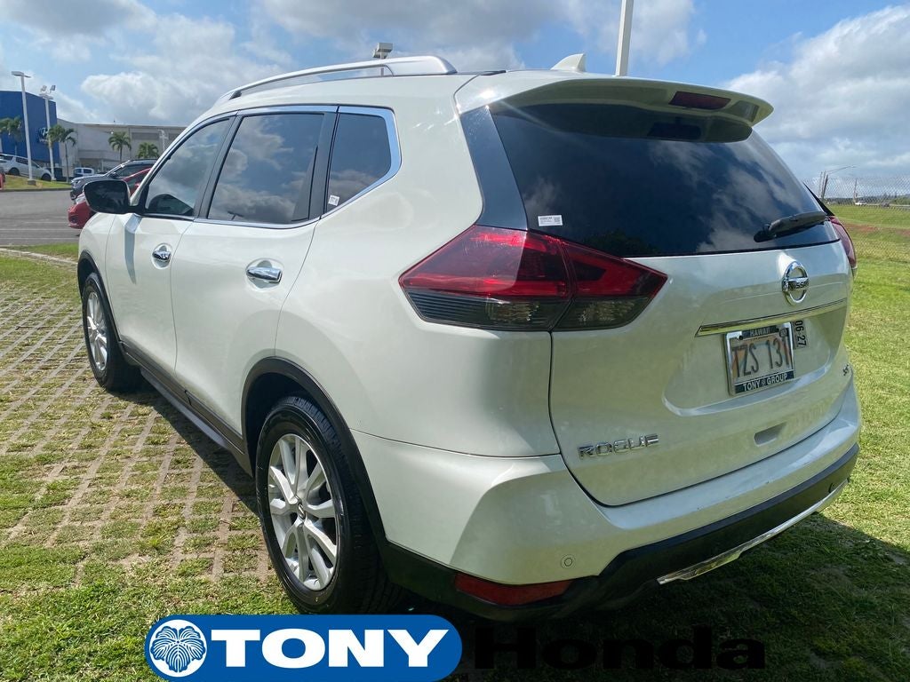 2020 Nissan Rogue SV