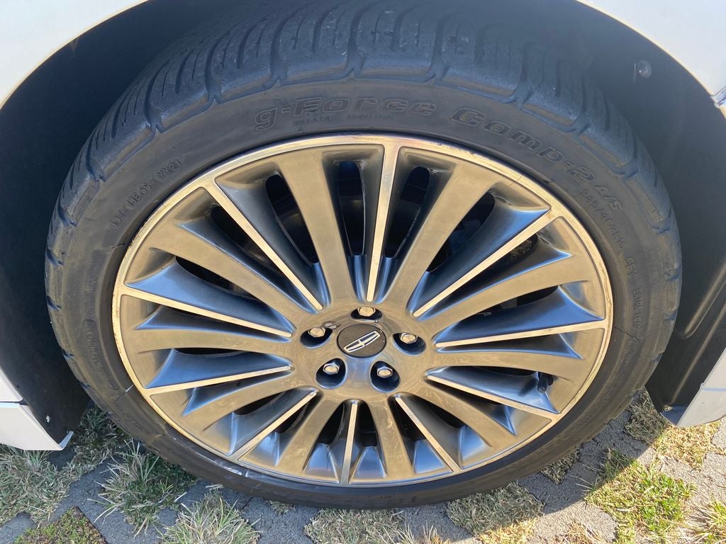 2013 Lincoln MKZ Base