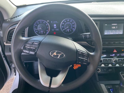 2020 Hyundai ELANTRA SE