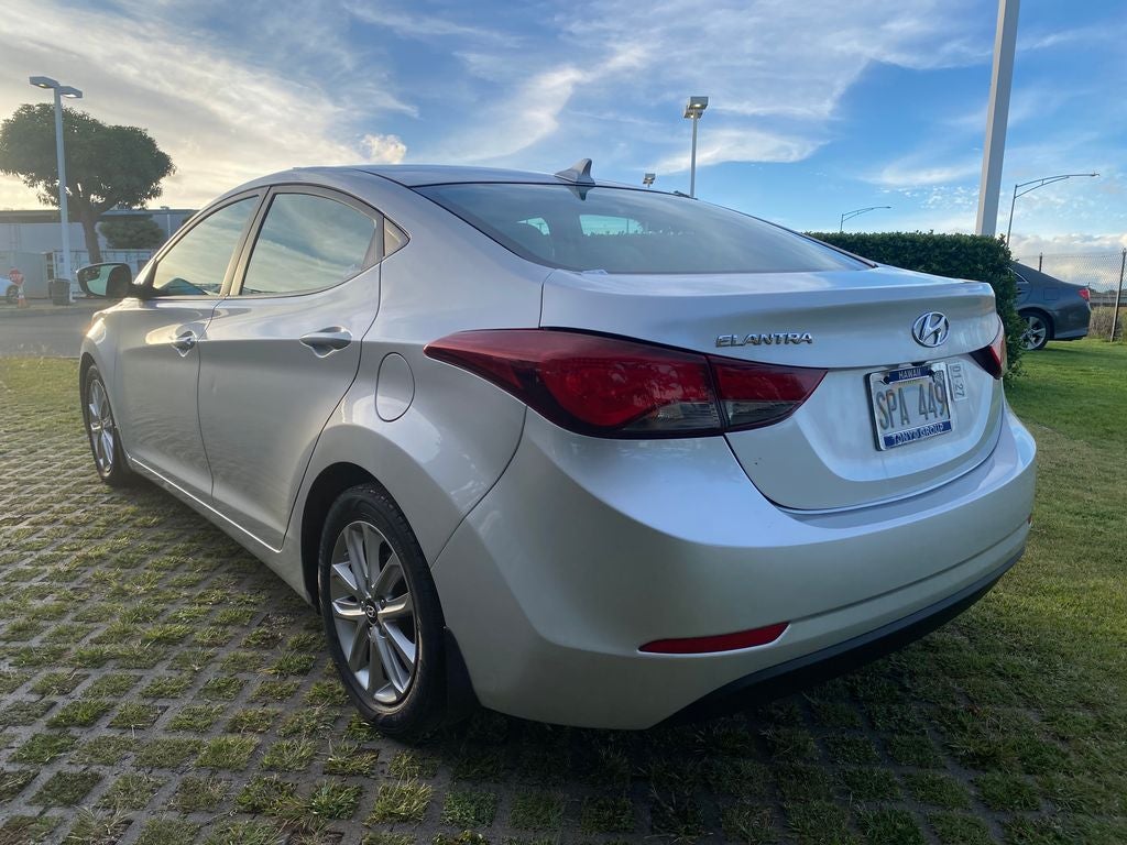 2015 Hyundai ELANTRA SE