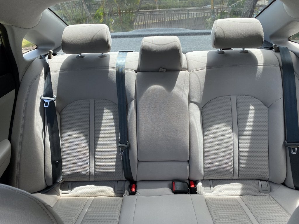2017 Hyundai SONATA SE
