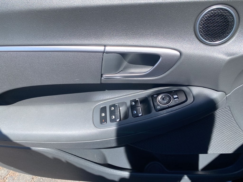 2021 Hyundai SONATA SE