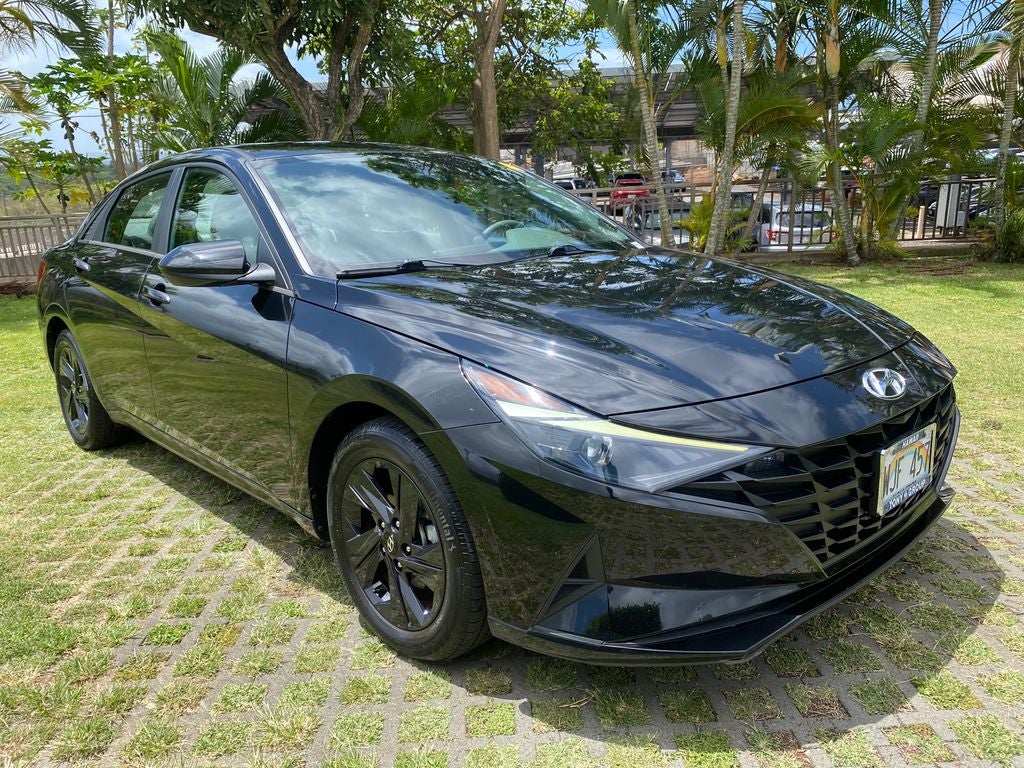 2022 Hyundai ELANTRA SEL