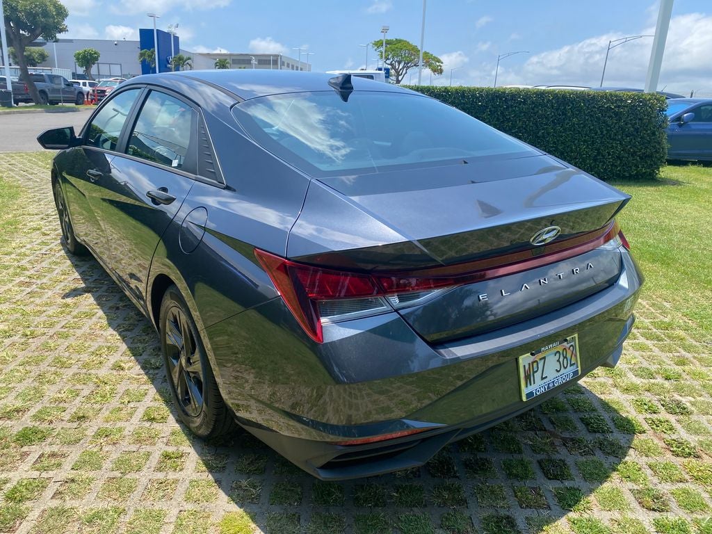 2022 Hyundai ELANTRA SEL