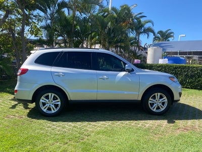 2012 Hyundai SANTA FE SE