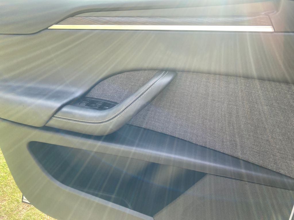 2023 Tesla Model X Base