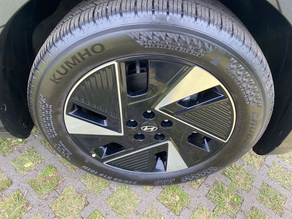 2026 Hyundai IONIQ 5 SE