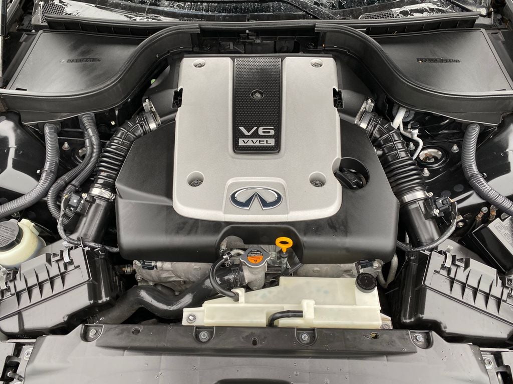 2015 INFINITI Q40 Base