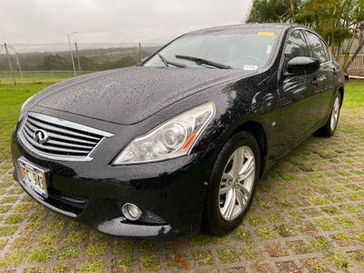 2015 INFINITI Q40 Base