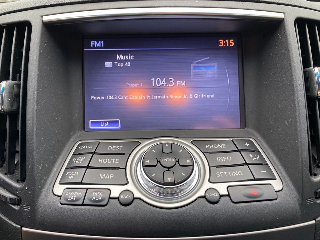 2015 INFINITI Q40 Base