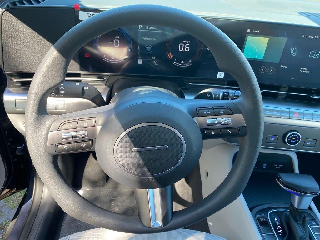 2026 Hyundai KONA SE FWD