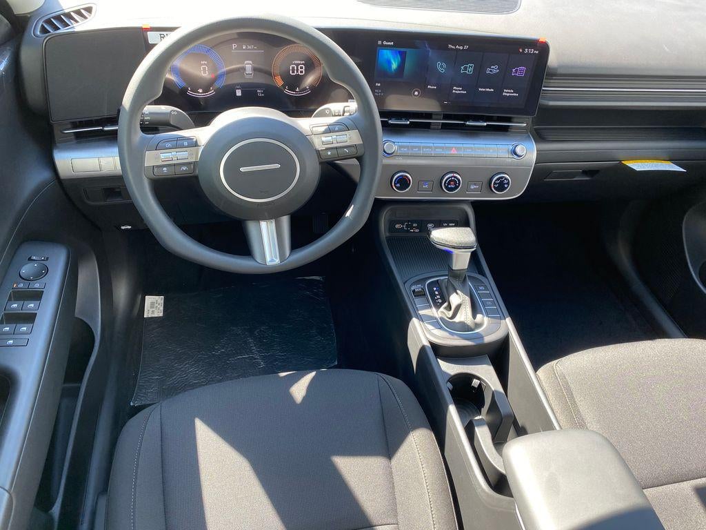 2027 Hyundai KONA SE FWD