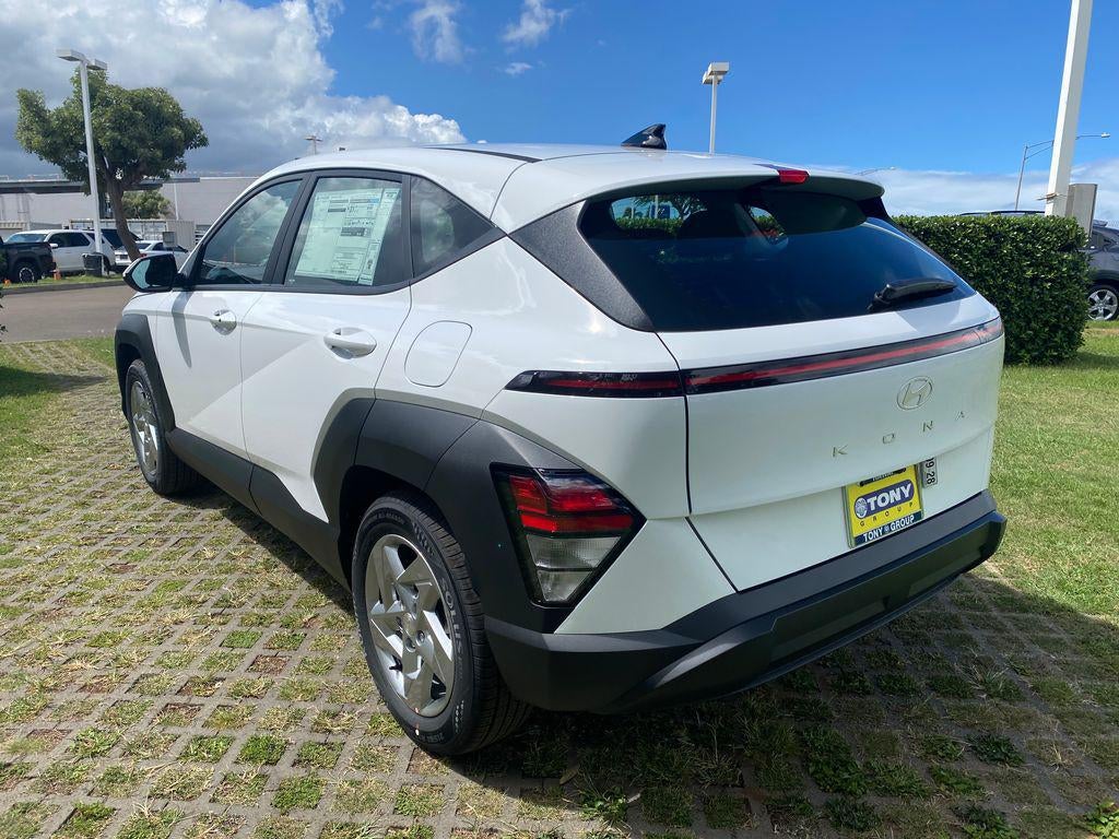 2027 Hyundai KONA SE FWD