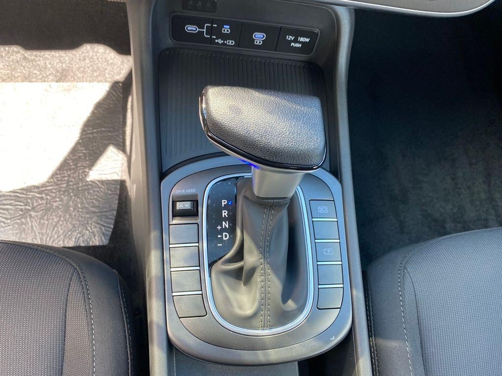 2026 Hyundai KONA SE FWD