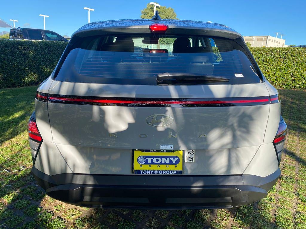 2026 Hyundai KONA SE FWD