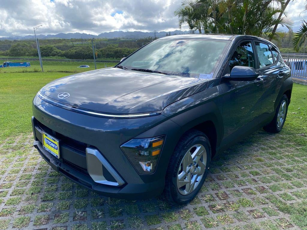 2027 Hyundai KONA SE FWD