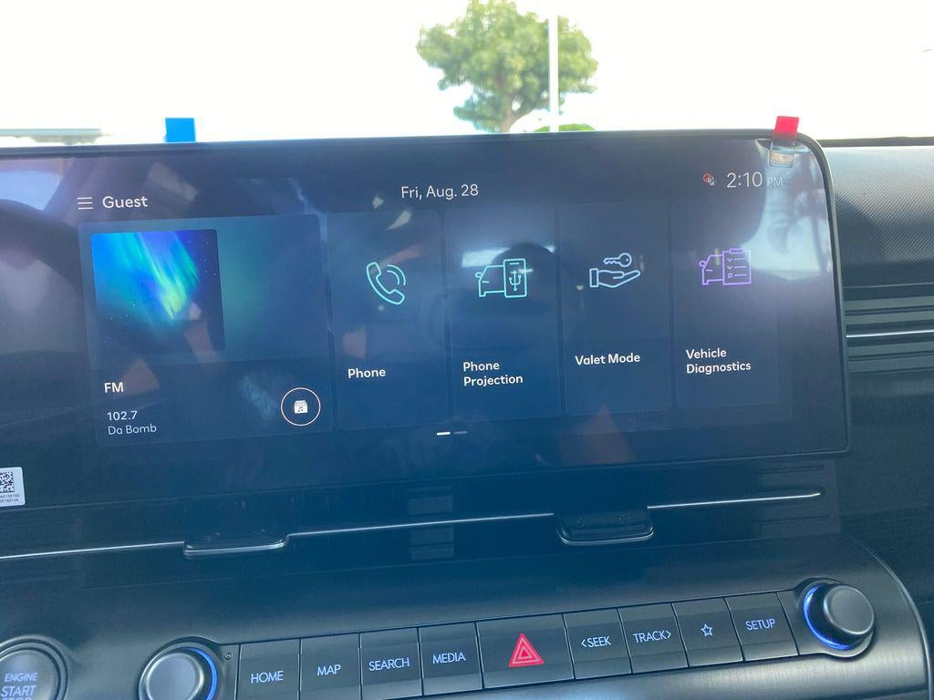 2027 Hyundai KONA SE FWD