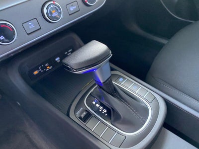 2027 Hyundai KONA SE FWD