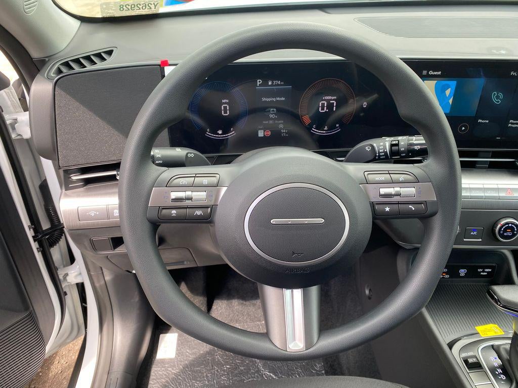 2026 Hyundai KONA SE FWD