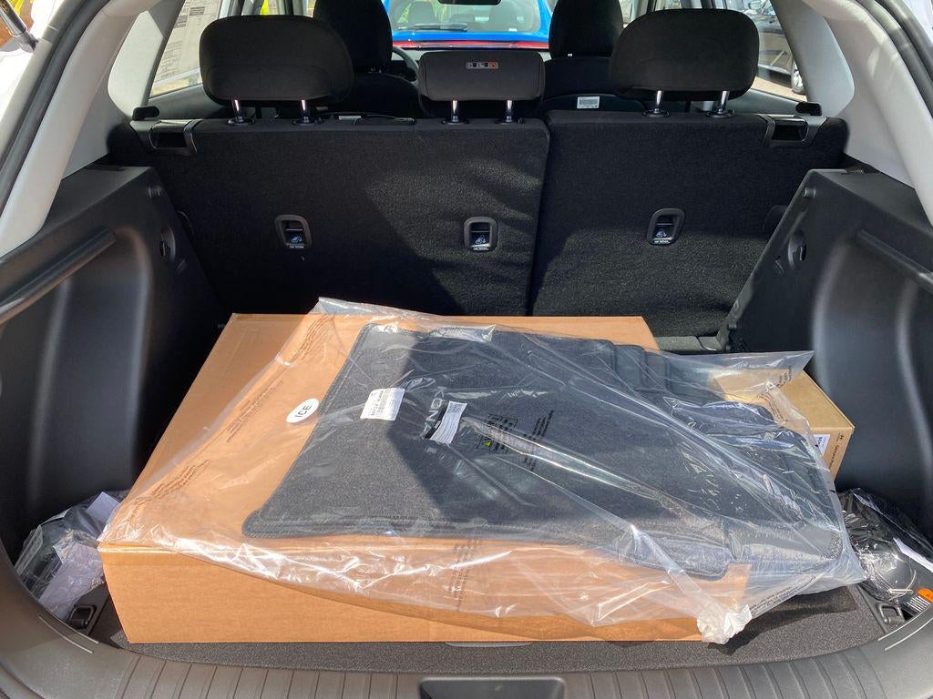 2026 Hyundai KONA SE FWD