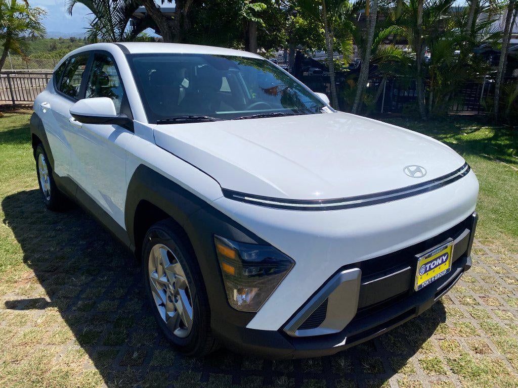 2027 Hyundai KONA SE FWD