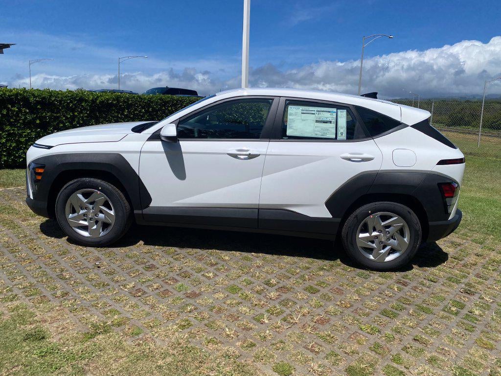 2027 Hyundai KONA SE FWD