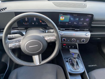 2024 Hyundai KONA SE