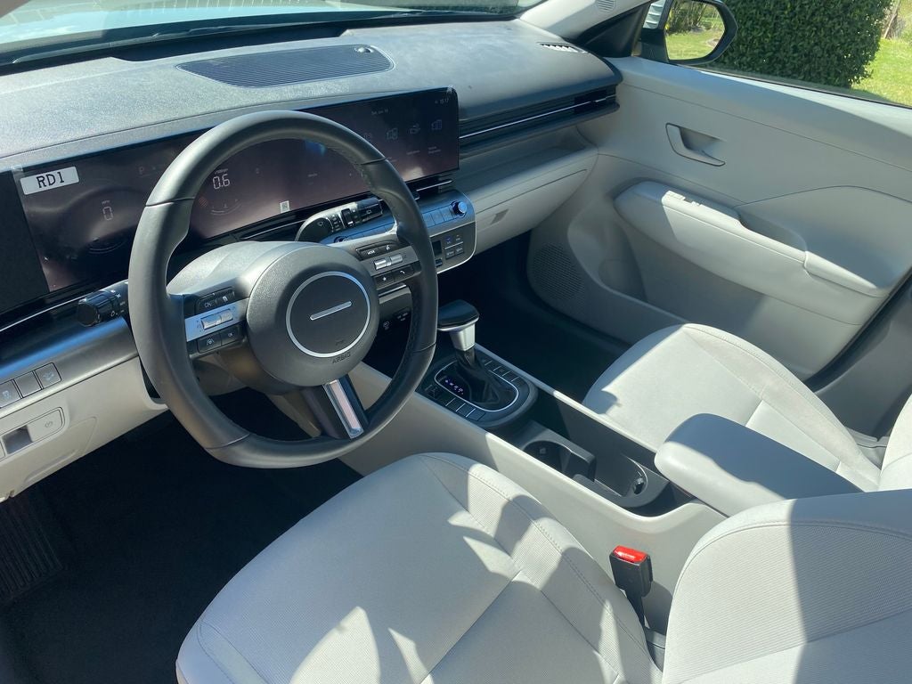 2025 Hyundai KONA SEL